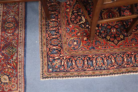 A Kashan / Isphahan blue ground rug 190 x 130cm